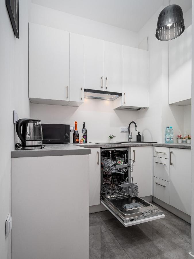 Prymasa Street Apartament Appartamento Varsavia Esterno foto