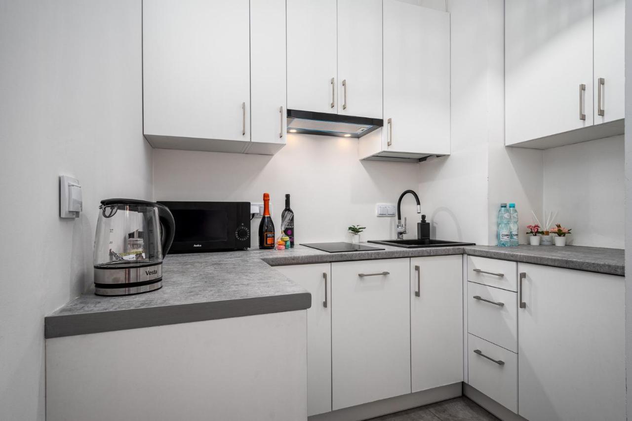 Prymasa Street Apartament Appartamento Varsavia Esterno foto